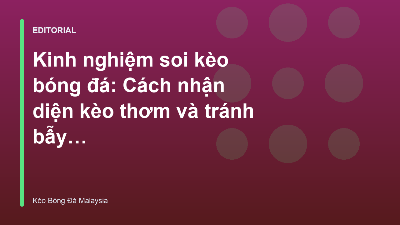 Người chơi đang phân tích bảng tỷ lệ kèo bóng đá